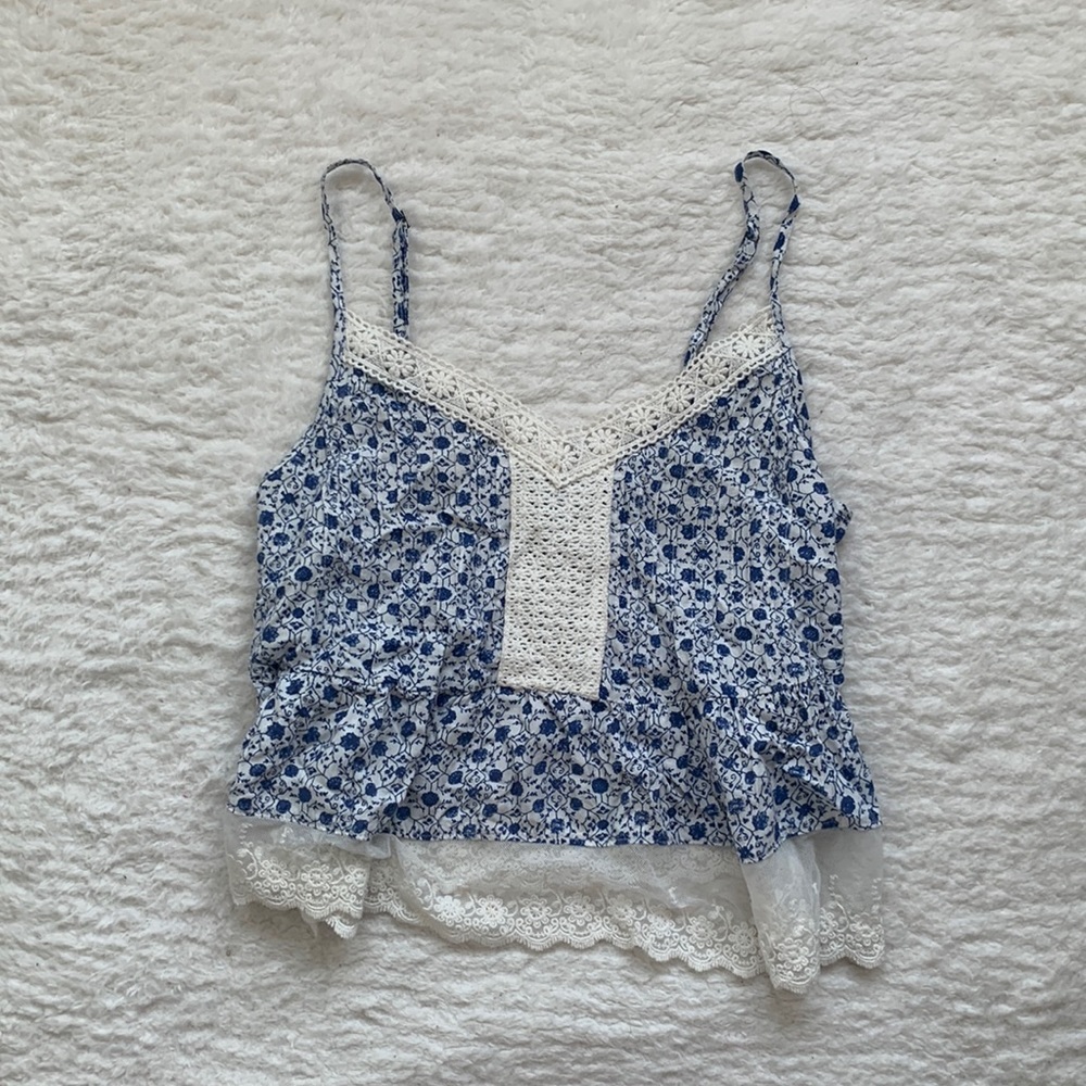GARAGE white and blue floral top with lace trim and crochet detailing